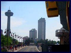 Niagara Falls skyline - Skylon Tower, Hilton towers, Ripley